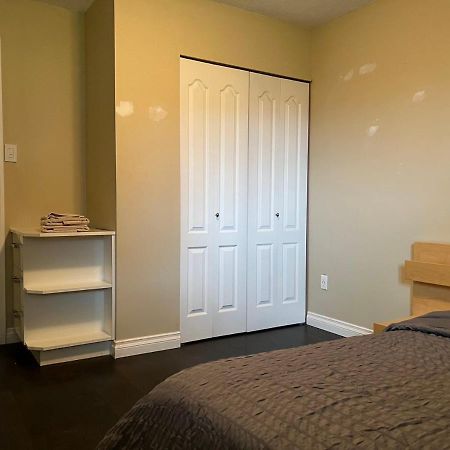One Bedroom, One Living Room, One Kitchen And One Bathroom With Independent Access Richmond Exterior foto